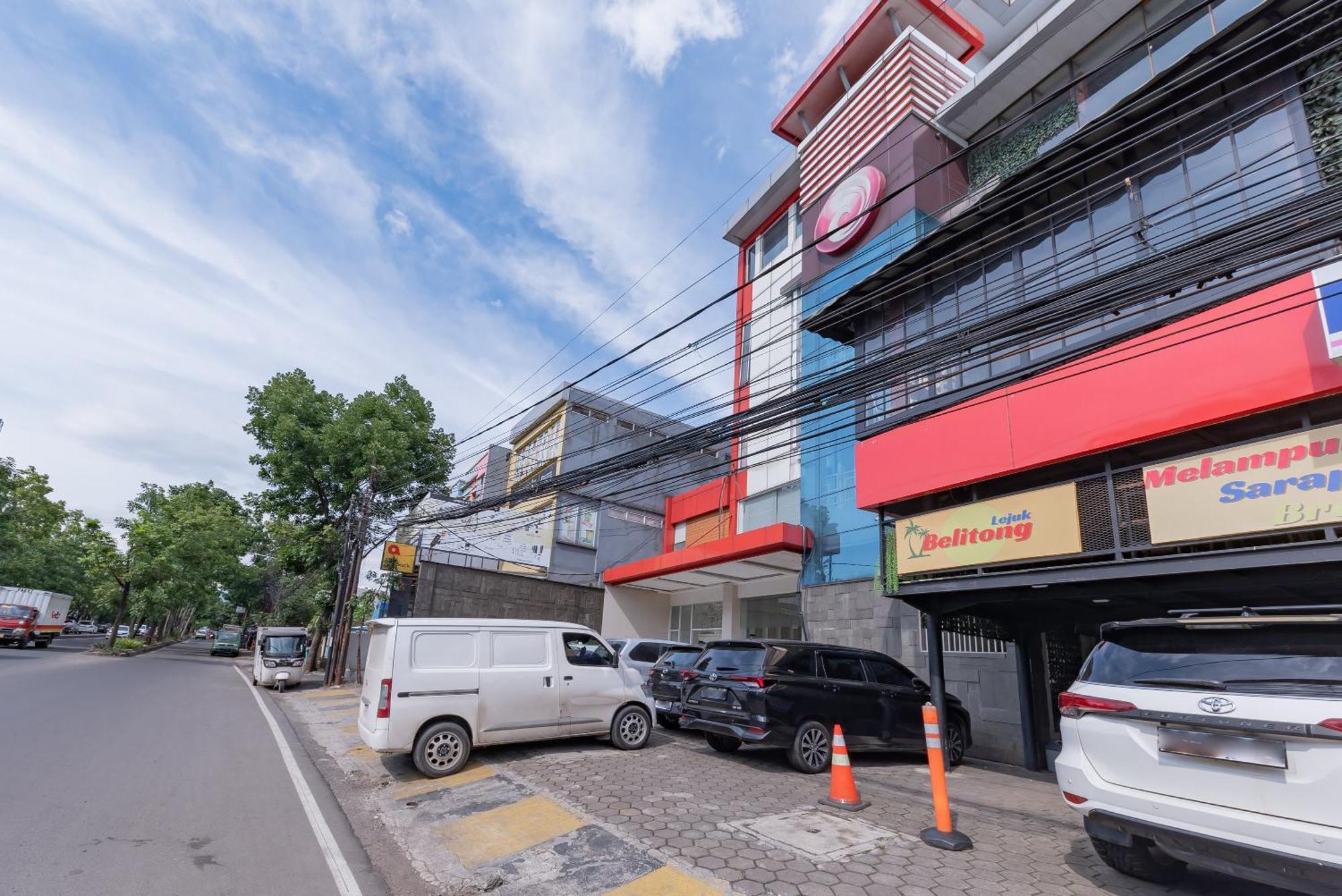 Reddoorz Hostel At Kiara Cozy Kircon Bandung Ngoại thất bức ảnh